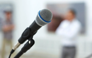 Microphone interview 2